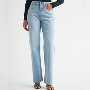 Abercrombie & Fitch Curve Love 90’s Relaxed Jean